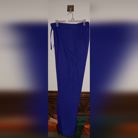 Natural uniforms scrub pants 👖sz Medium. 2 for $20 - Picture 3 of 7